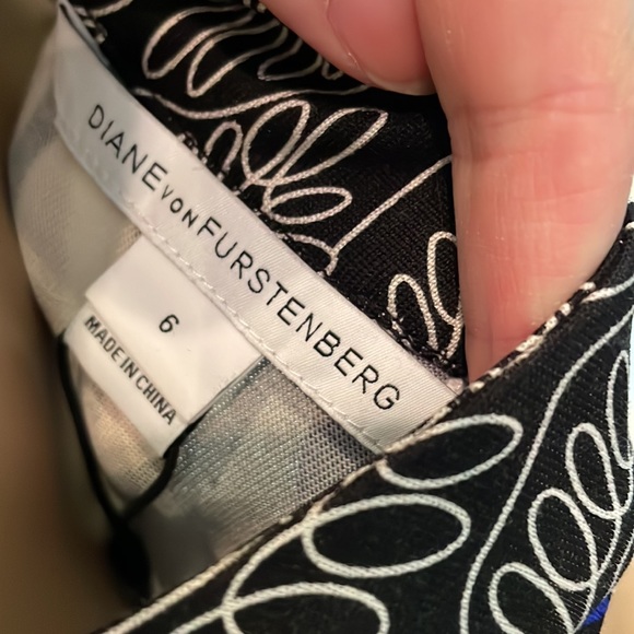 DVF long wrap dress. - Picture 8 of 10